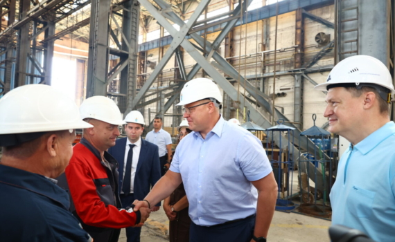 Губернатора Астраханской области поблагодарили за спасение одного из крупнейших заводов Губернатора Астраханской области поблагодарили за спасение одного из крупнейших заводов