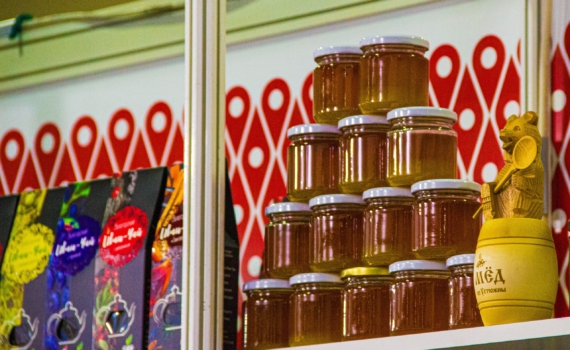 Стоп, микроволновка: как не превратить целебный мёд в пустой сироп — инструкция по сохранению пользы Стоп, микроволновка: как не превратить целебный мёд в пустой сироп — инструкция по сохранению пользы