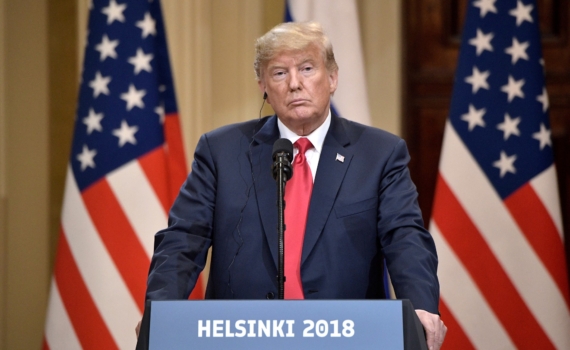 Токсичный бренд: кандидаты в Конгресс предают Трампа ради голосов Токсичный бренд: кандидаты в Конгресс предают Трампа ради голосов